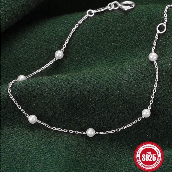 ✨Dainty Pearl Bracelet - Picture 2 of 9